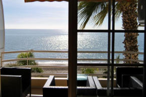 APARTAMENTO FRENTE AL MAR,PRIMERA LINEA, Rincon De La Victoria